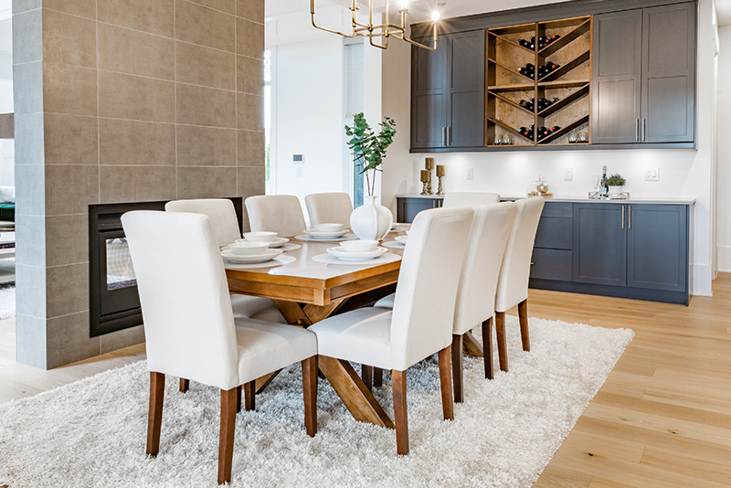 The Art of Setting a Perfectly Stylish Table: Dinnerware Trends